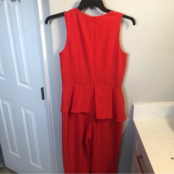 NWT Vince Camuto red jumpsuit - Picture 4 of 5